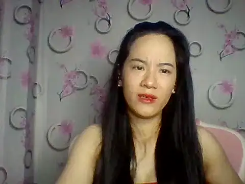 Snapshot of Nana-68 chatting on October 19, 12:52 pm Nana-68 online show from October 19, 12:52 pm