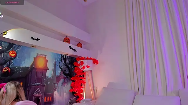 Lettie brooks online show from October 29, 7:18 am