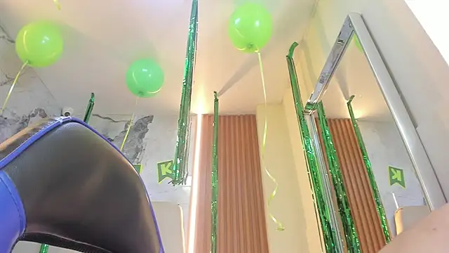 LAILAMORFY online show from March 17, 12:52 pm