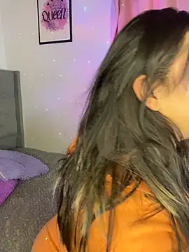 Snapshot of Ari_Martin chatting on October 8, 4:03 am Ari Martin online show from October 8, 4:03 am