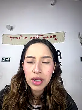 little-Emma online show from October 8, 2:57 am