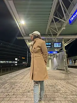 Snapshot of Black_Dolll chatting on March 13, 10:26 pm Black Dolll online show from March 13, 10:26 pm