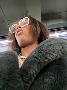 Black Dolll online show from November 24, 5:02 pm