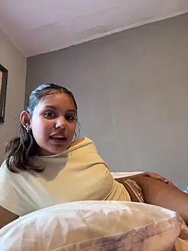 Snapshot of Alex_Agm chatting on December 15, 11:10 pm Alex Agm online show from December 15, 11:10 pm