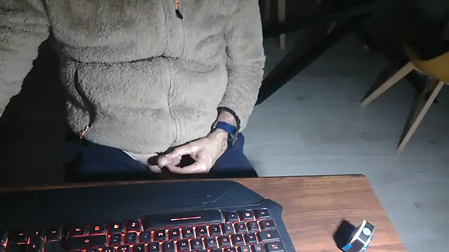 Adri gard online show from March 17, 9:18 pm