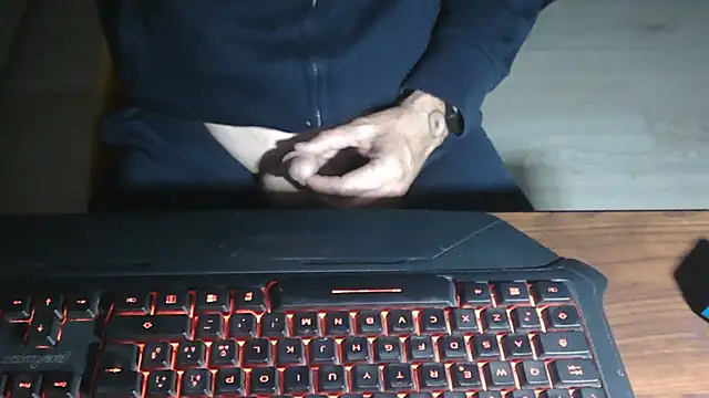 Snapshot of Adri_gard chatting on November 7, 9:19 pm Adri gard online show from November 7, 9:19 pm