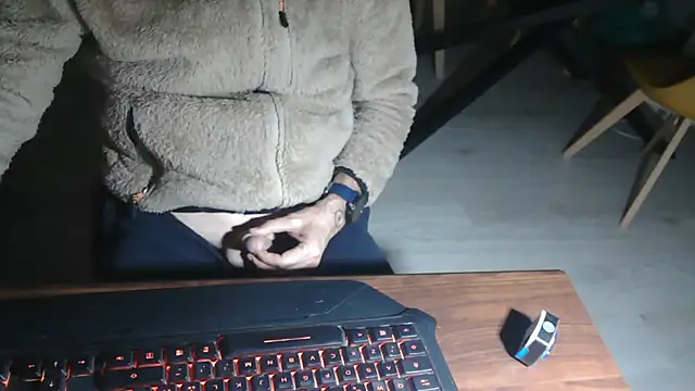 Adri gard online show from March 16, 9:28 pm