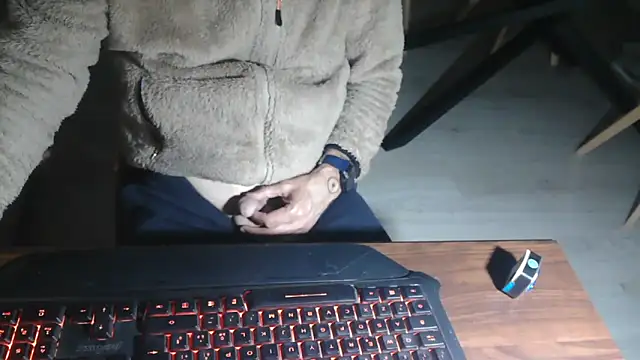 Adri gard online show from April 13, 8:24 pm