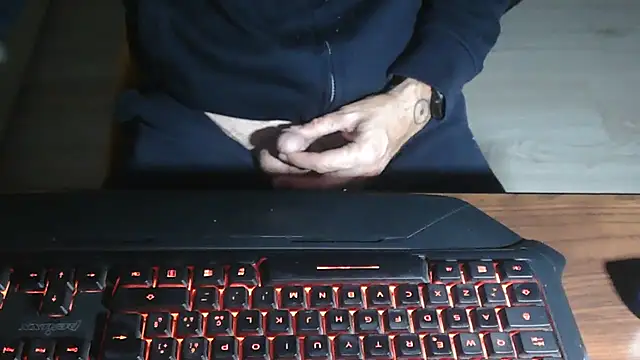 Snapshot of Adri_gard chatting on November 15, 10:03 pm Adri gard online show from November 15, 10:03 pm