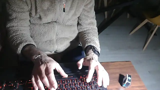 Adri gard online show from March 30, 8:54 pm