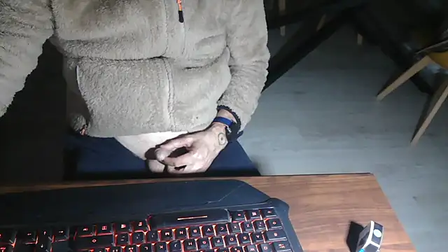 Adri gard online show from March 14, 9:32 pm