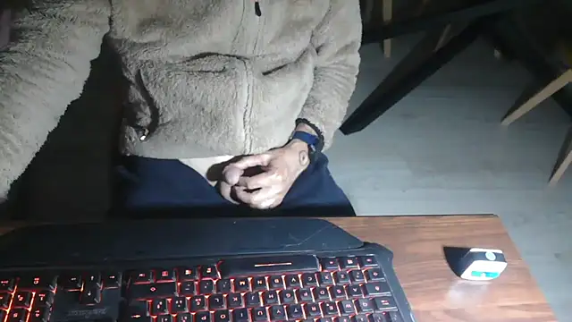 Adri gard online show from April 14, 8:36 pm