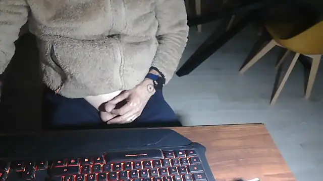 Adri gard online show from March 19, 9:37 pm