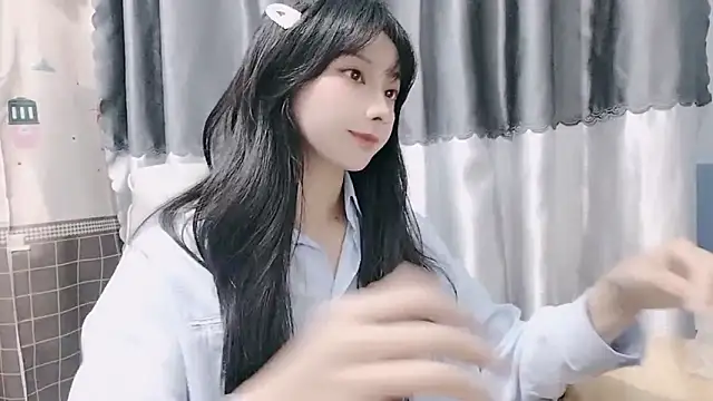Snapshot of Nery_Asian chatting on February 22, 7:34 am Nery Asian online show from February 22, 7:34 am