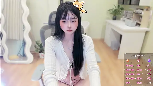 Nery Asian online show from May 17, 1:33 pm