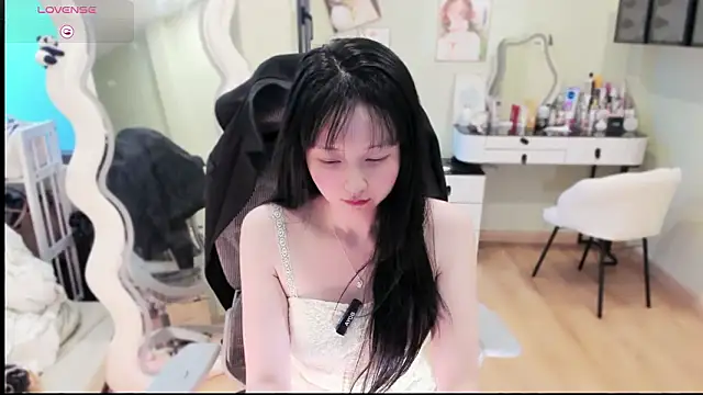 Nery Asian online show from March 15, 10:11 am