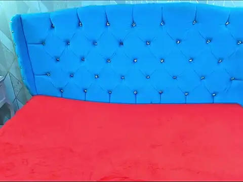 Lilyevansx online show from September 14, 3:45 pm