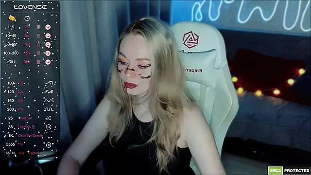 Snapshot of Bad_Girl009 chatting on October 24, 2:38 pm Bad Girl009 online show from October 24, 2:38 pm