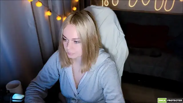 Snapshot of Bad_Girl009 chatting on October 28, 7:46 pm Bad Girl009 online show from October 28, 7:46 pm