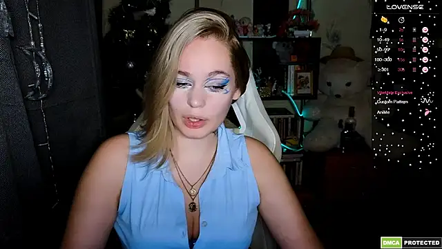 Snapshot of Bad_Girl009 chatting on January 17, 4:10 pm Bad Girl009 online show from January 17, 4:10 pm