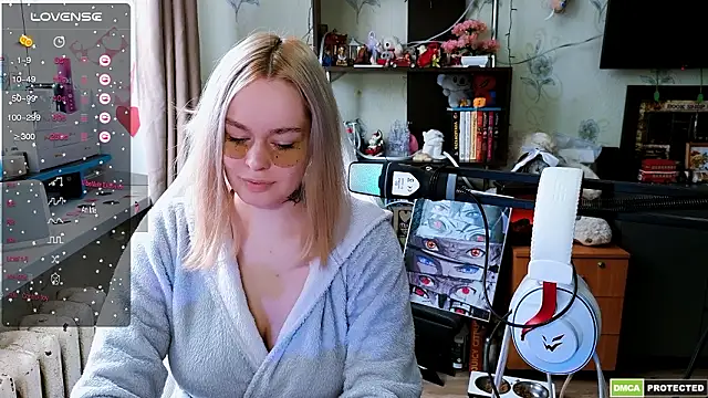 Snapshot of Bad_Girl009 chatting on February 24, 11:00 am Bad Girl009 online show from February 24, 11:00 am