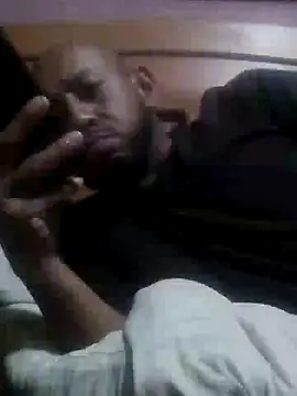 pineda1689 online show from December 17, 3:49 pm