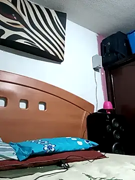 pineda1689 online show from February 25, 8:25 am