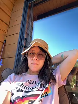 Reinacatchile online show from November 22, 9:13 pm