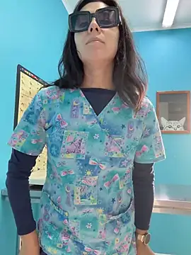 Reinacatchile online show from February 20, 9:28 pm