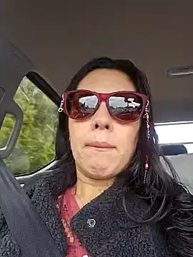 Snapshot of Reinacatchile chatting on February 2, 5:15 pm Reinacatchile online show from February 2, 5:15 pm