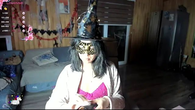 Snapshot of Reinacatchile chatting on October 25, 1:16 am Reinacatchile online show from October 25, 1:16 am