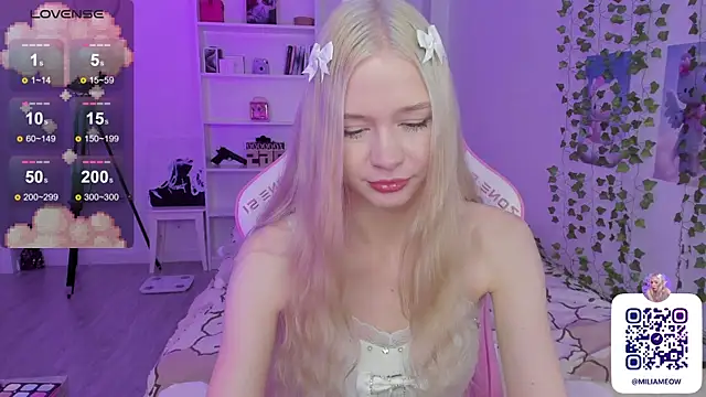 Snapshot of Milia_Parker chatting on December 5, 8:05 am Milia Parker online show from December 5, 8:05 am
