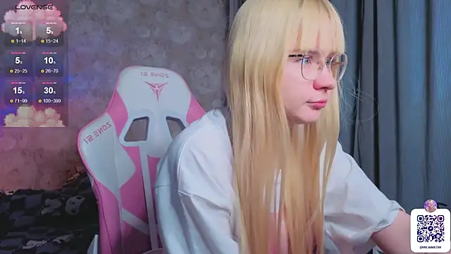 Milia Parker online show from April 8, 3:35 pm