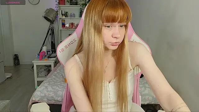 Snapshot of Milia_Parker chatting on September 30, 11:00 pm Milia Parker online show from September 30, 11:00 pm