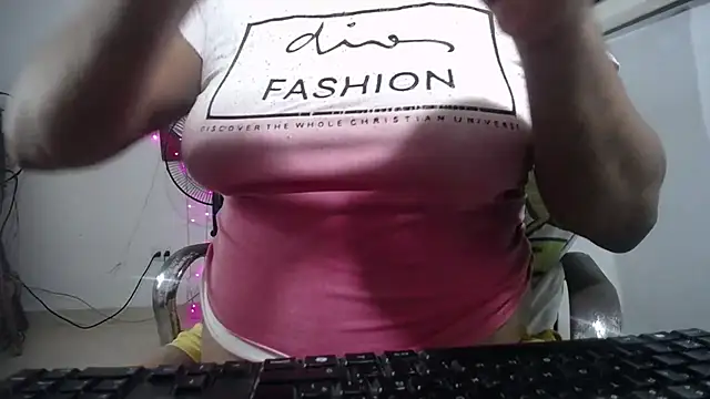 tsbigcock10incock online show from April 26, 3:37 am