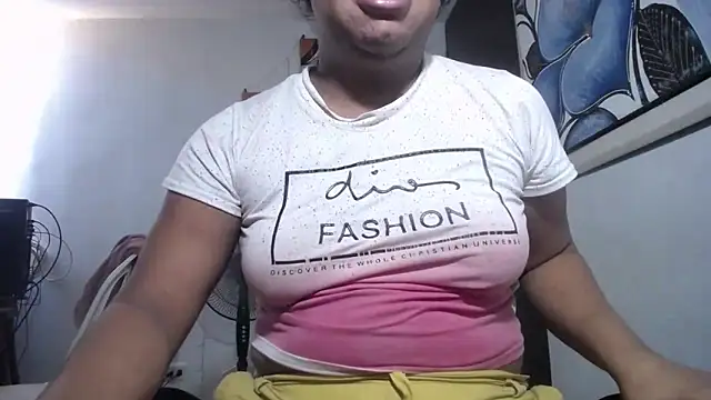 Snapshot of tsbigcock10incock chatting on June 30, 1:33 pm tsbigcock10incock online show from June 30, 1:33 pm