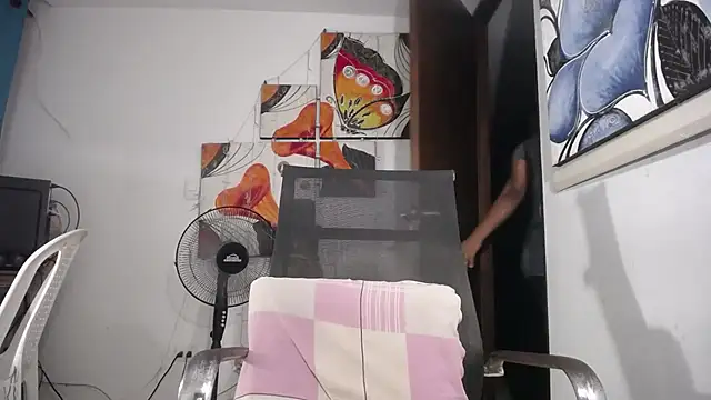 tsbigcock10incock online show from February 10, 5:39 am