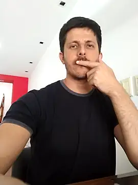 Snapshot of Jota_show chatting on February 15, 6:44 pm Jota show online show from February 15, 6:44 pm