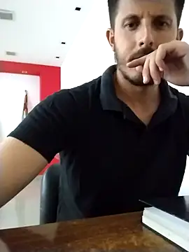 Snapshot of Jota_show chatting on February 1, 5:49 am Jota show online show from February 1, 5:49 am