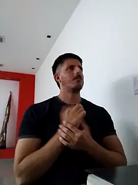 Snapshot of Jota_show chatting on February 23, 12:51 am Jota show online show from February 23, 12:51 am