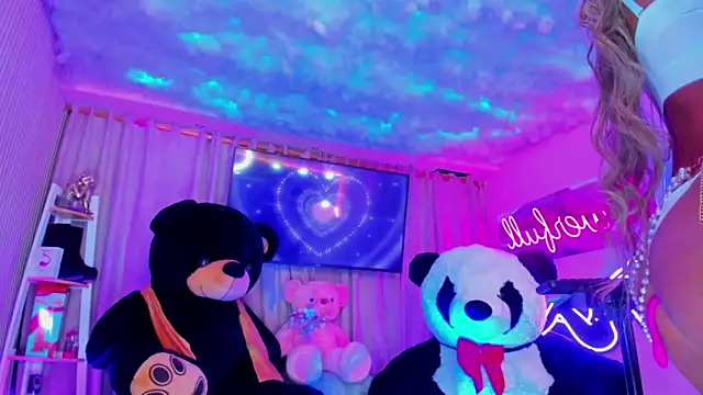 powergirl 20 online show from January 11, 11:50 am