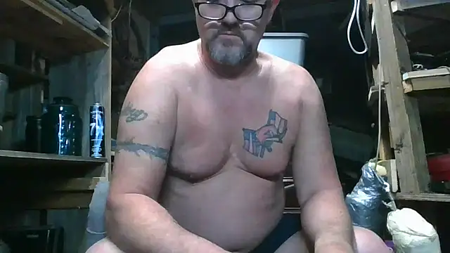 FKHoward online show from May 4, 4:38 am