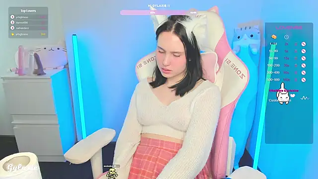 Snapshot of Gylaxie chatting on February 28, 12:20 pm Gylaxie online show from February 28, 12:20 pm