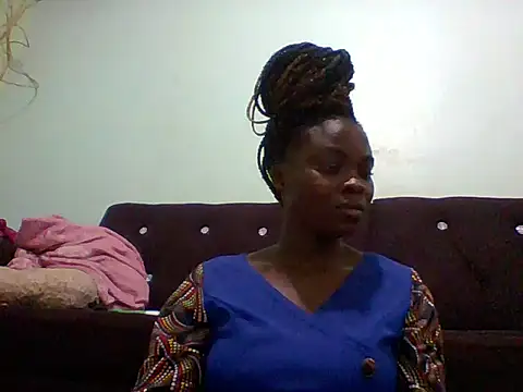 Snapshot of sexxyqueenn22 chatting on October 19, 2:42 pm sexxyqueenn22 online show from October 19, 2:42 pm