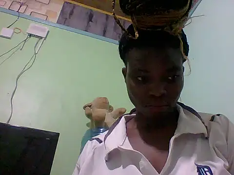 Snapshot of sexxyqueenn22 chatting on November 13, 10:13 pm sexxyqueenn22 online show from November 13, 10:13 pm