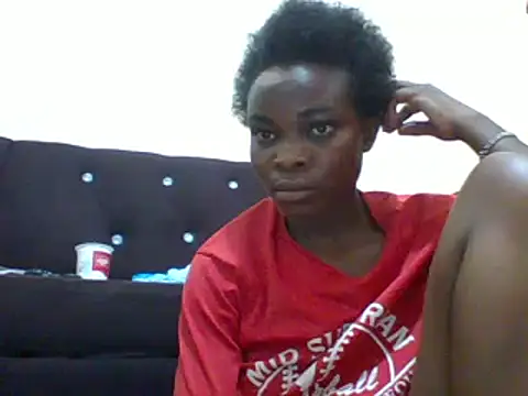 Snapshot of sexxyqueenn22 chatting on February 16, 5:26 am sexxyqueenn22 online show from February 16, 5:26 am