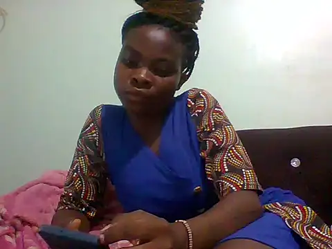 Snapshot of sexxyqueenn22 chatting on October 20, 5:02 pm sexxyqueenn22 online show from October 20, 5:02 pm