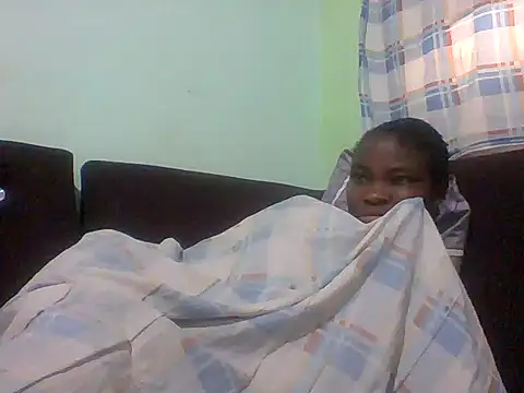 Snapshot of sexxyqueenn22 chatting on October 6, 6:03 am sexxyqueenn22 online show from October 6, 6:03 am