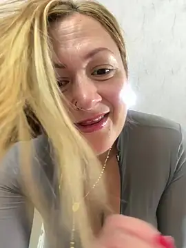Snapshot of dirty_mistress_69 chatting on May 1, 8:14 pm dirty mistress 69 online show from May 1, 8:14 pm