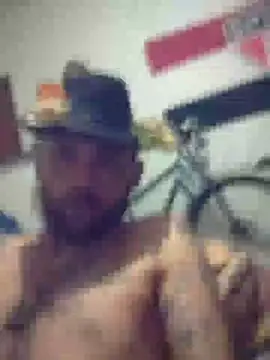 Leonpicudo online show from December 10, 5:28 am